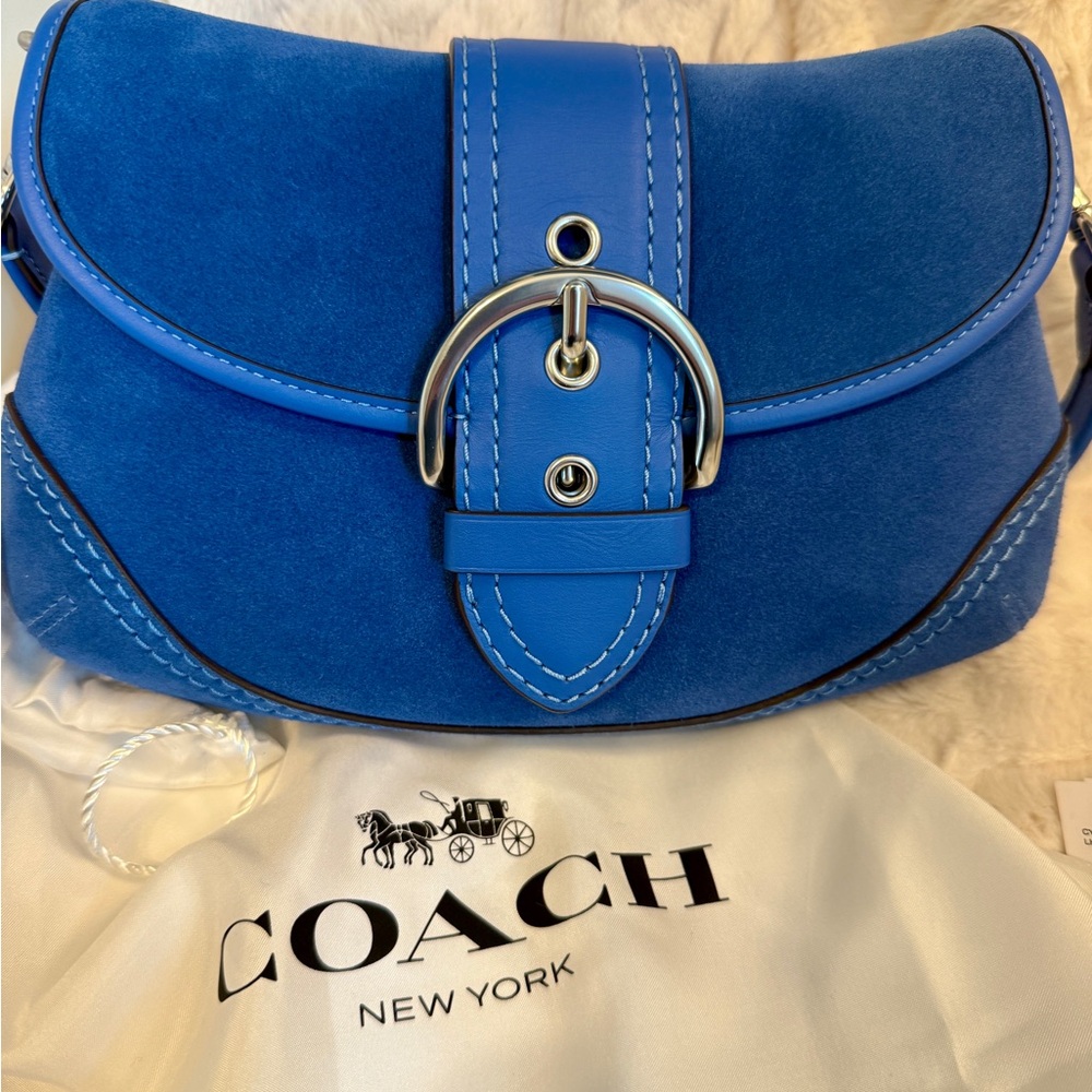 EUC Coach Soho flap shoulder bag re-edition in mist blue suede w/silver hardware - Picture 11 of 11